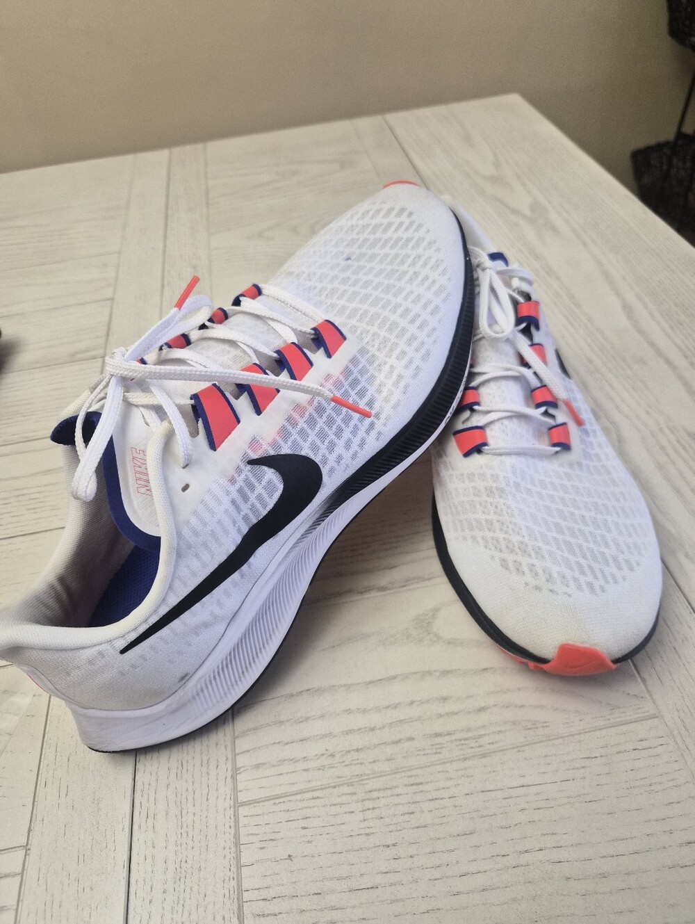 Nike Air Zoom Pegasus 37 White/orange/ Black Size 14 Mens